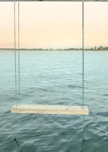 Swing under the jetty