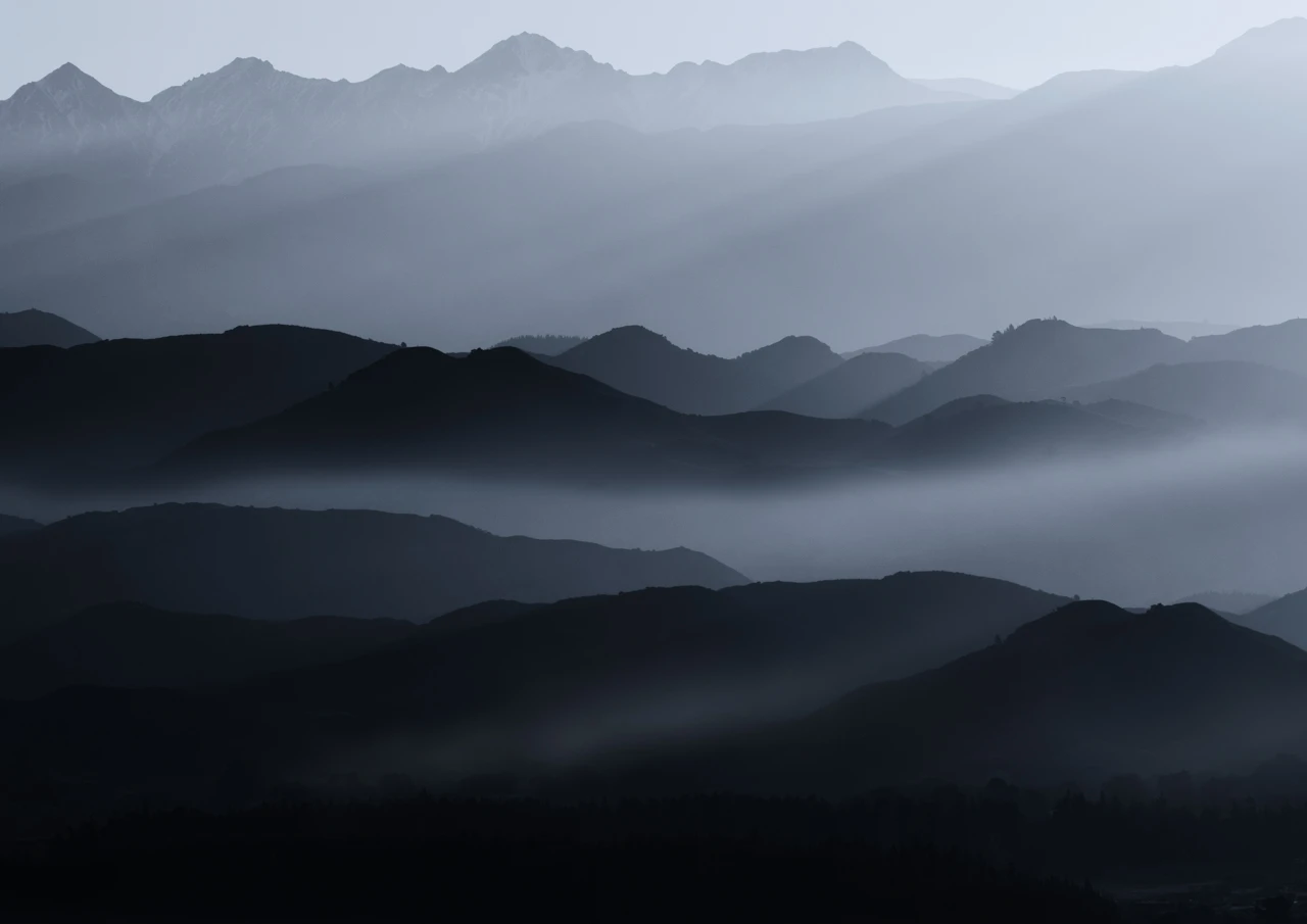 The suns rays over the Kaikoura mountain range, the soul of eternity